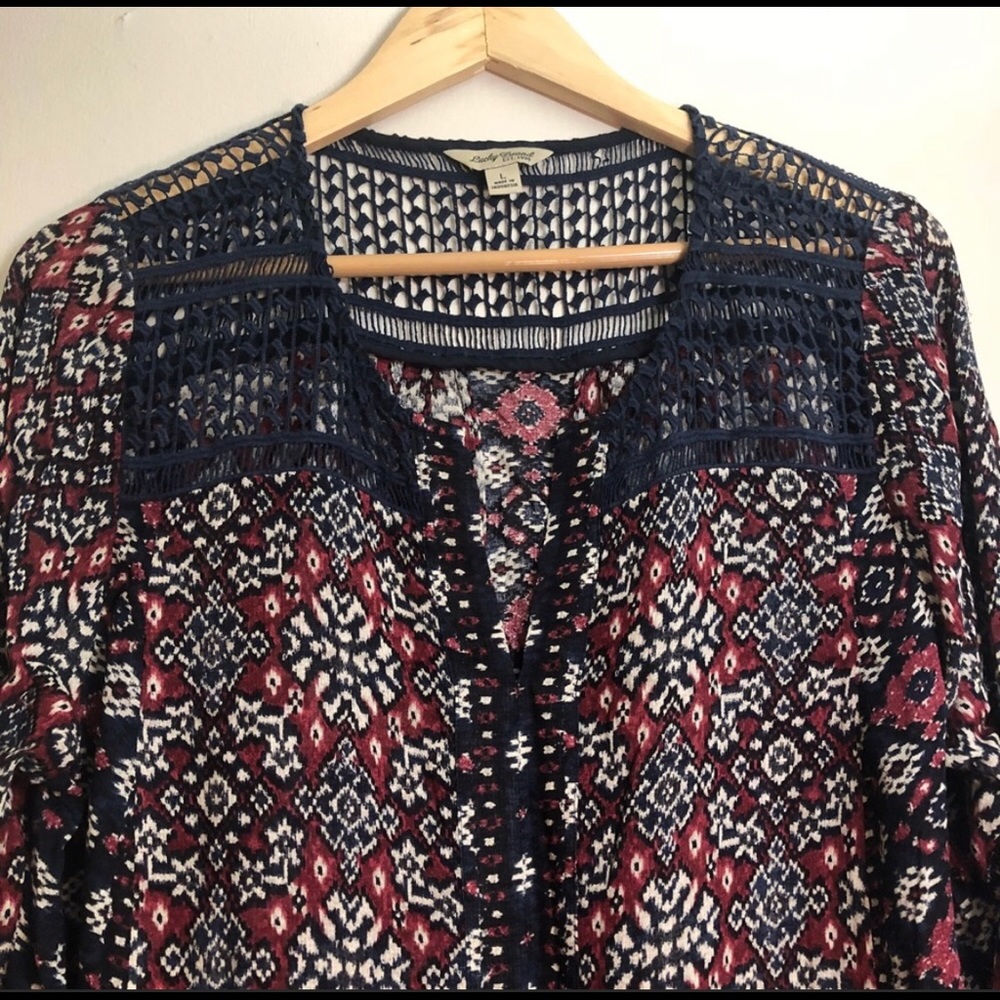 🌼Blouse Sale🌼Blue Printed Crochet Blouse - Picture 2 of 4